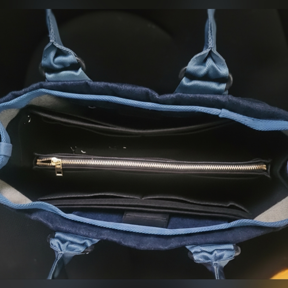 Marc Jacobs Denim Tote Bag - Picture 2 of 7